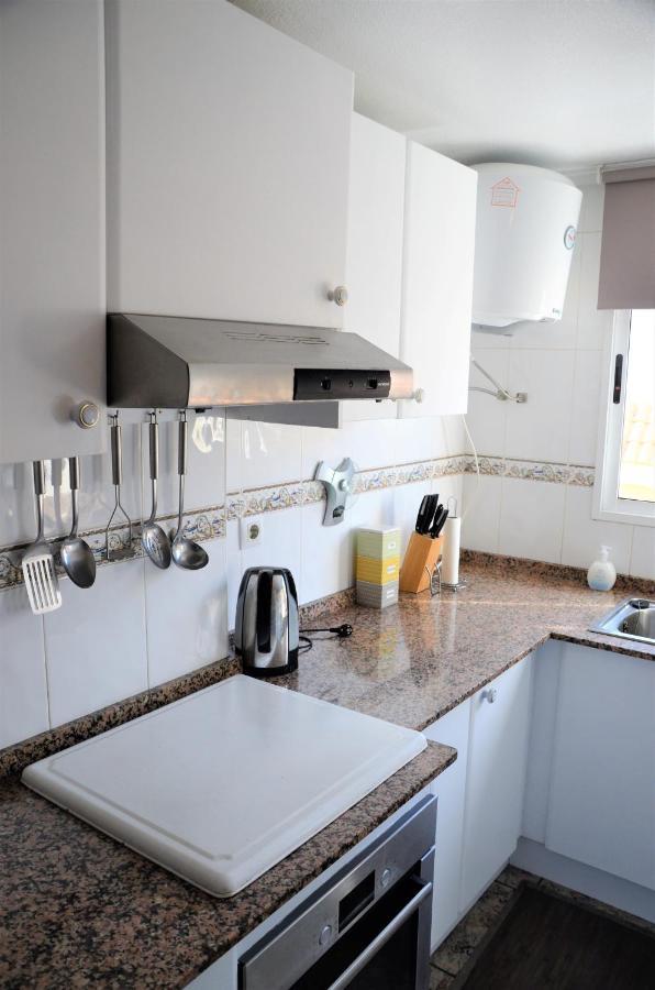 Naufragos Beach Apartment Торевьиа Экстерьер фото
