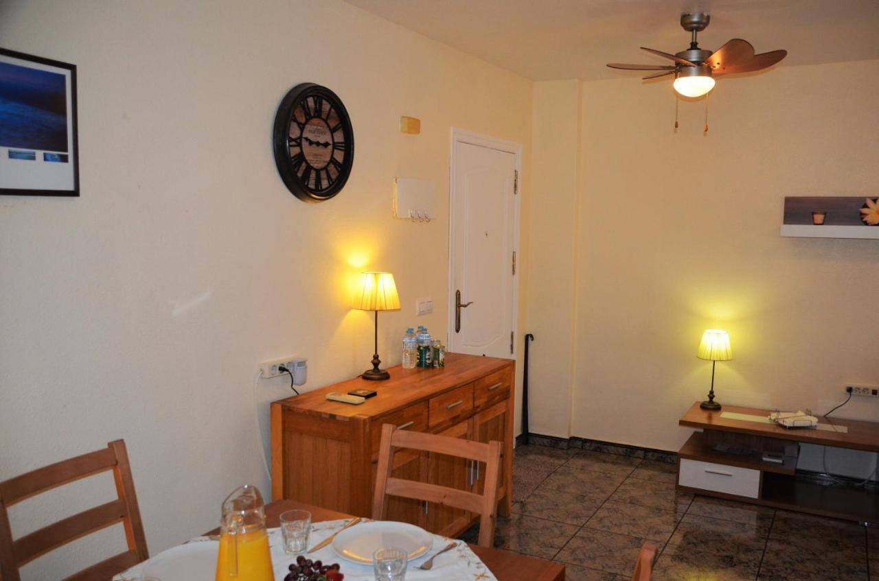Naufragos Beach Apartment Торевьиа Экстерьер фото